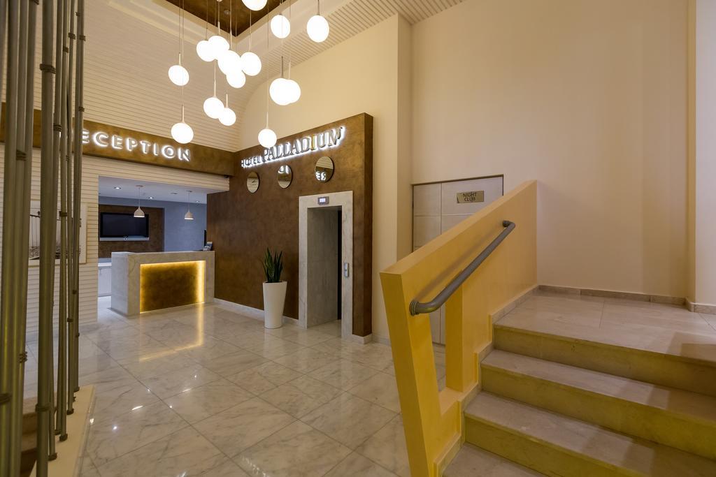 Hotel Palladium Odesa Exterior foto